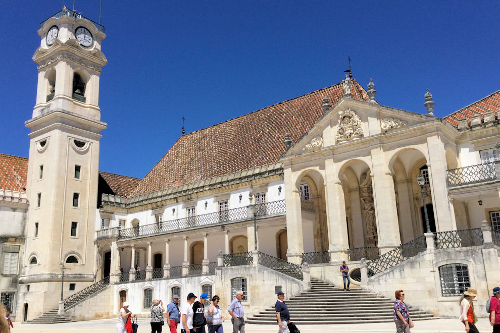 Uni Church Coimbra photograph